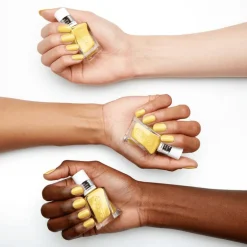 gel by essie Nagellak Rev It Up 560 Geel 13,5ML