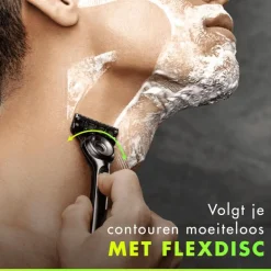 GilletteLabs Scheersysteem 1 Handvat Met 1 Navulmesje En Muurhanger
